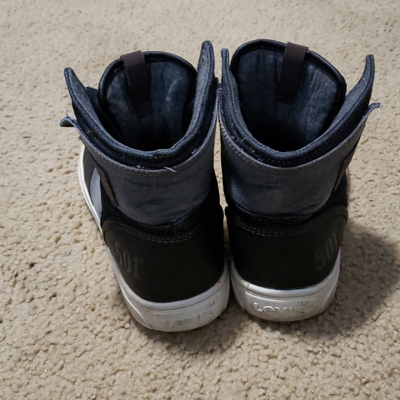Levi's High Tops - Picture 3 of 4